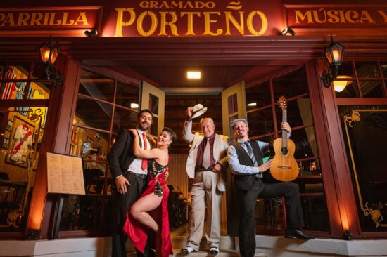 Portenõ reabre em Gramado/RS com novos shows, gastronomia e união de Brasil, Argentina e Uruguai